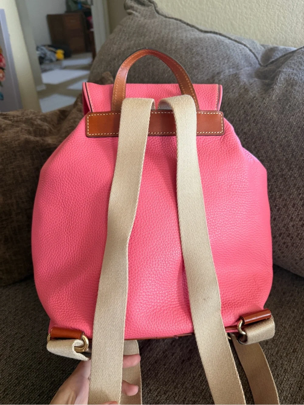 Dooney & Bourke stylish pink